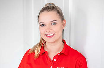 team-sarah-overberg_177_2.jpg